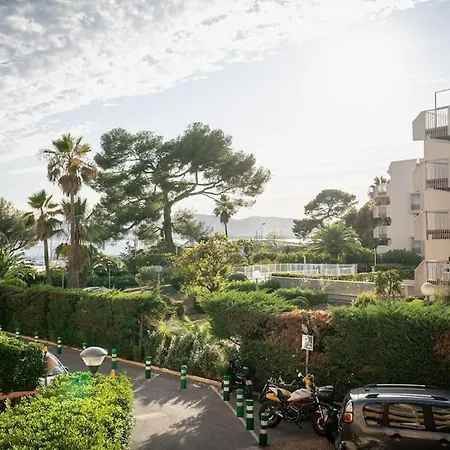 A Santa Lucia Vue Apartment *